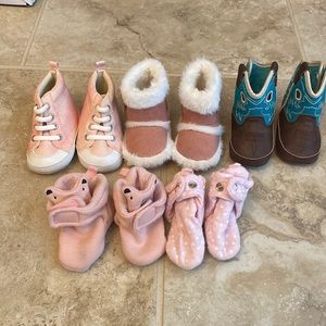 3-12 month assorted baby shoes